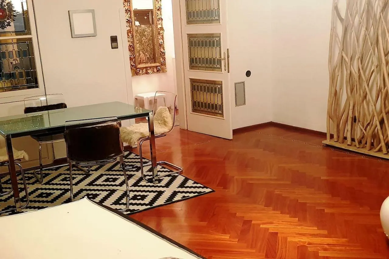 The Kolin Grand Downtown Apartment Vienna